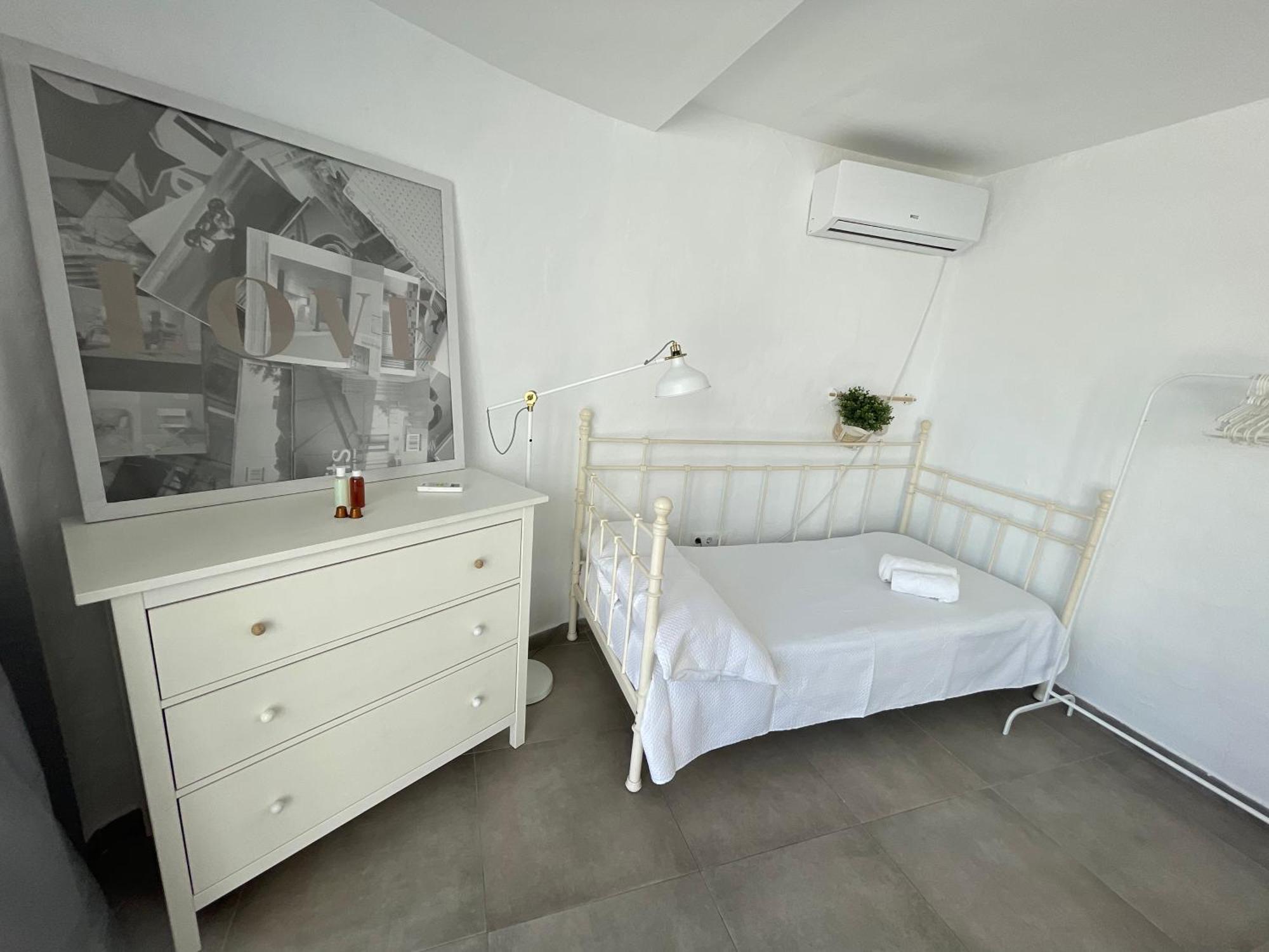 Mediterranean House - Habitaciones Privadas En Casa Compartida Mairena del Aljarafe Extérieur photo